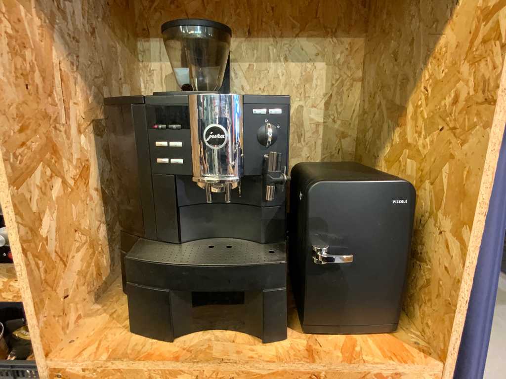 Jura - Impressa XS90 - Coffee machine with Waeco milk cooler