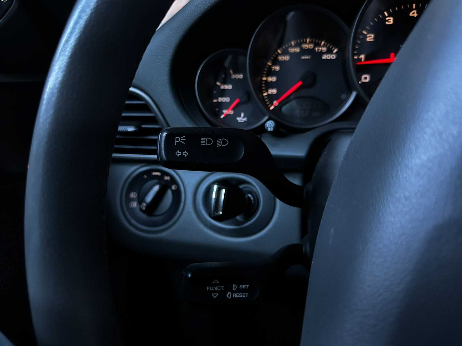 Porsche 911 Carrera Cabriolet 3.6 997 Sport-Chrono 325pk 2006 Youngtimer