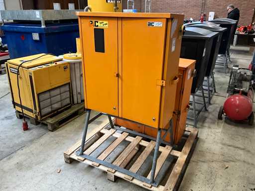 2009 MERZ EN-MVK40/02 Building Connection Box