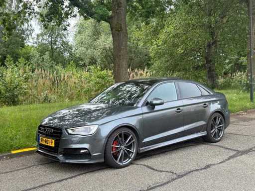 2014 Audi A3 Limousine 1.4 TFSI PANO / Automatik / Ambit. PL S Personenwagen