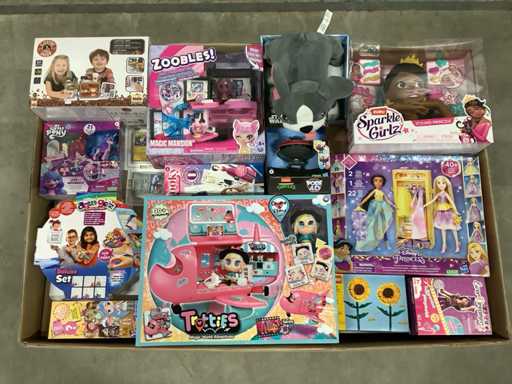 Les jouets incluent Lego, Star Wars et Pokémon