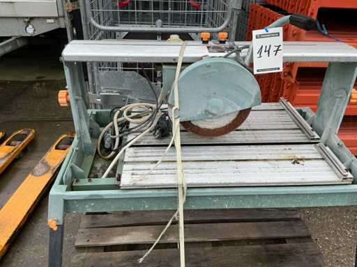 2 Force. Tegelzaagmachine