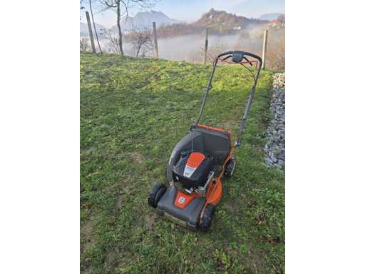 Husqvarna - LC348V - Tondeuse à gazon