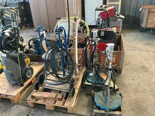 Attrezzature per officine miste - Pistola per grassi e pompe per olio