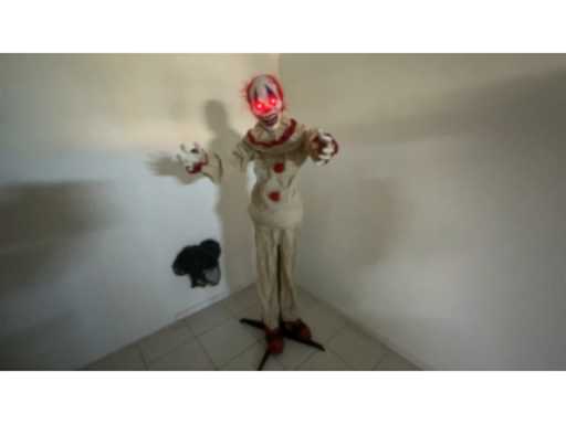 4ed57716-9b75-46ac-b1f8-7d6ba666cea2.mp4