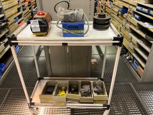 Série de pièces de machines