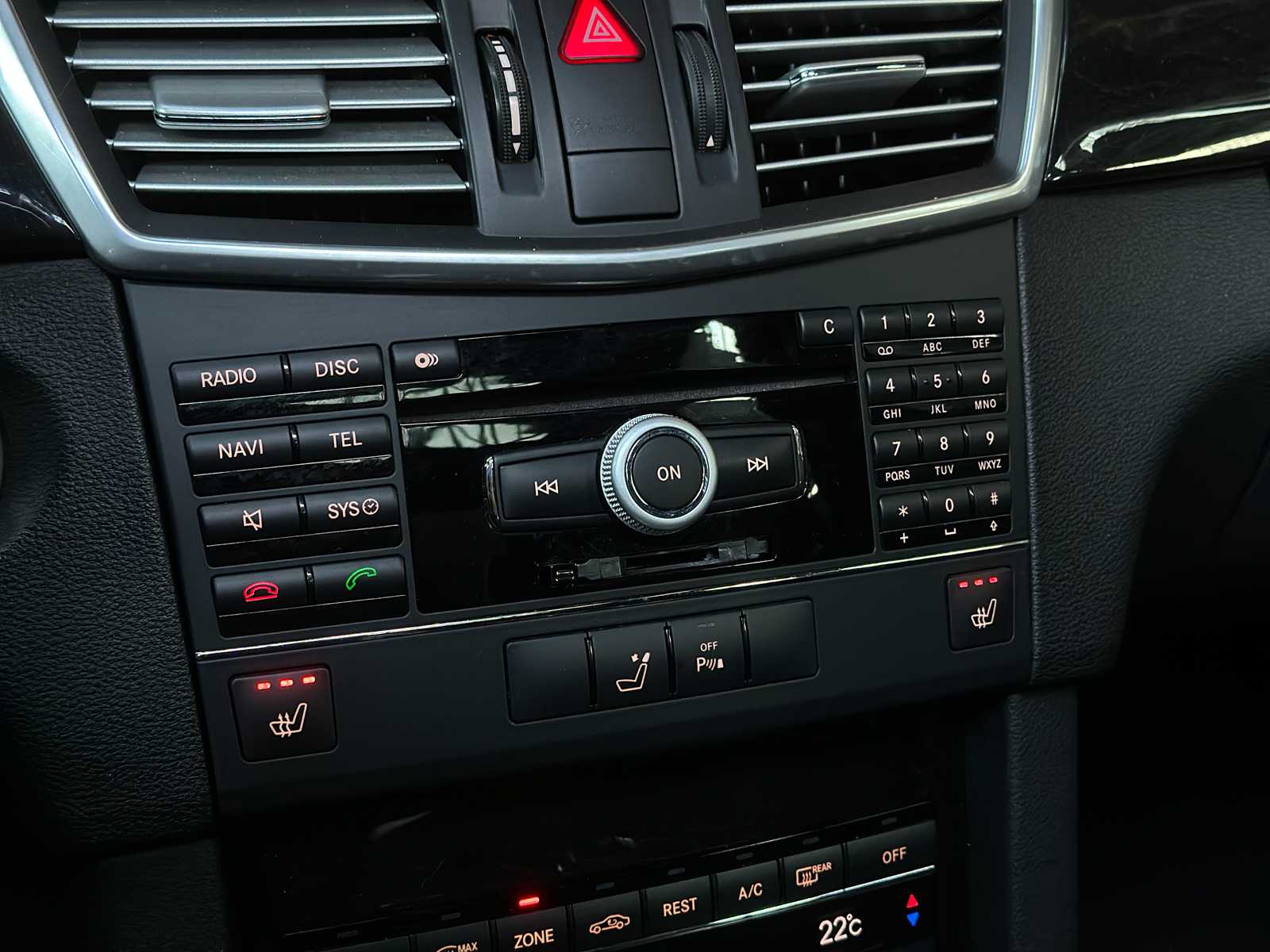 Mercedes-Benz E63 AMG 6.3 V8 -CARBON- 525pk 2010 (Origineel-NL) E-Klasse, 47-LKB-6