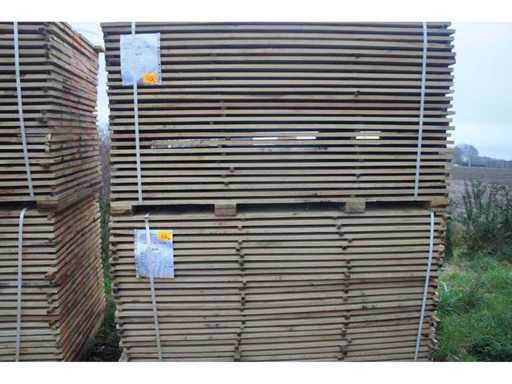 2,44 m³ Lames de chêne 22 mm