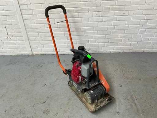 Kompaktowarka płyt Belle LC3228 z 2019 roku