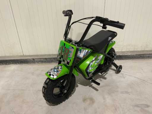 Ultra Motocross Monkey moto 2025 Motore verde