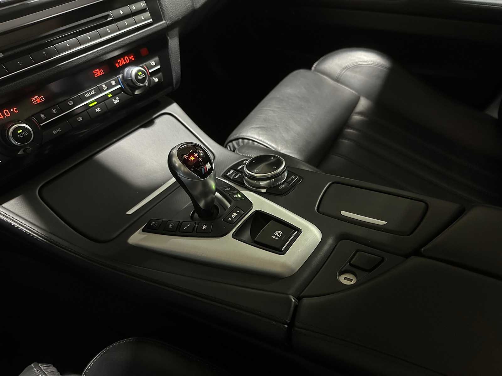 BMW M5 F10 4.4 V8 560PK 2014 5-Series, 3-ZLJ-94