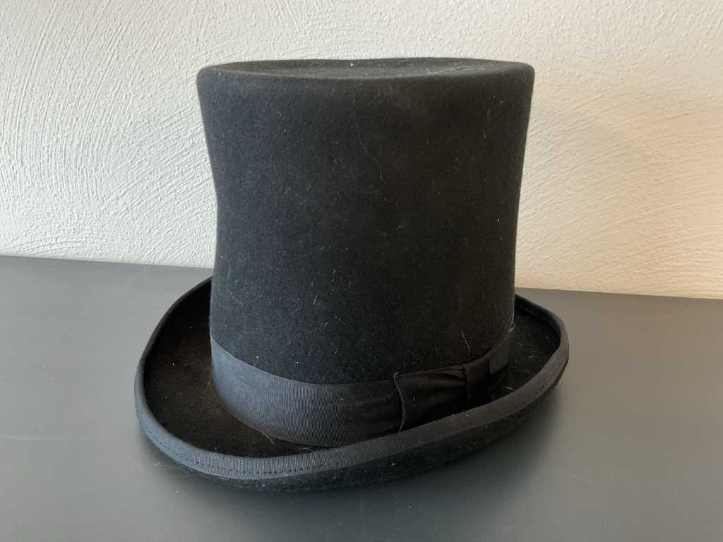 Size 61 Top Hat