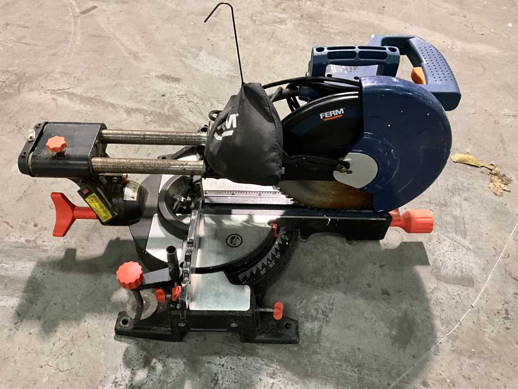 Ferm on sale miter saw