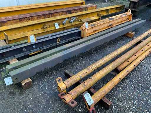 Halterung / Träger (2x)