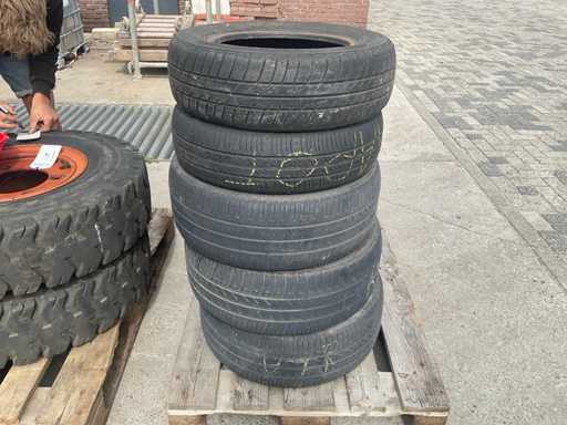 Diverse Barum, Bridgestone, Firestone Autoreifen (5x)