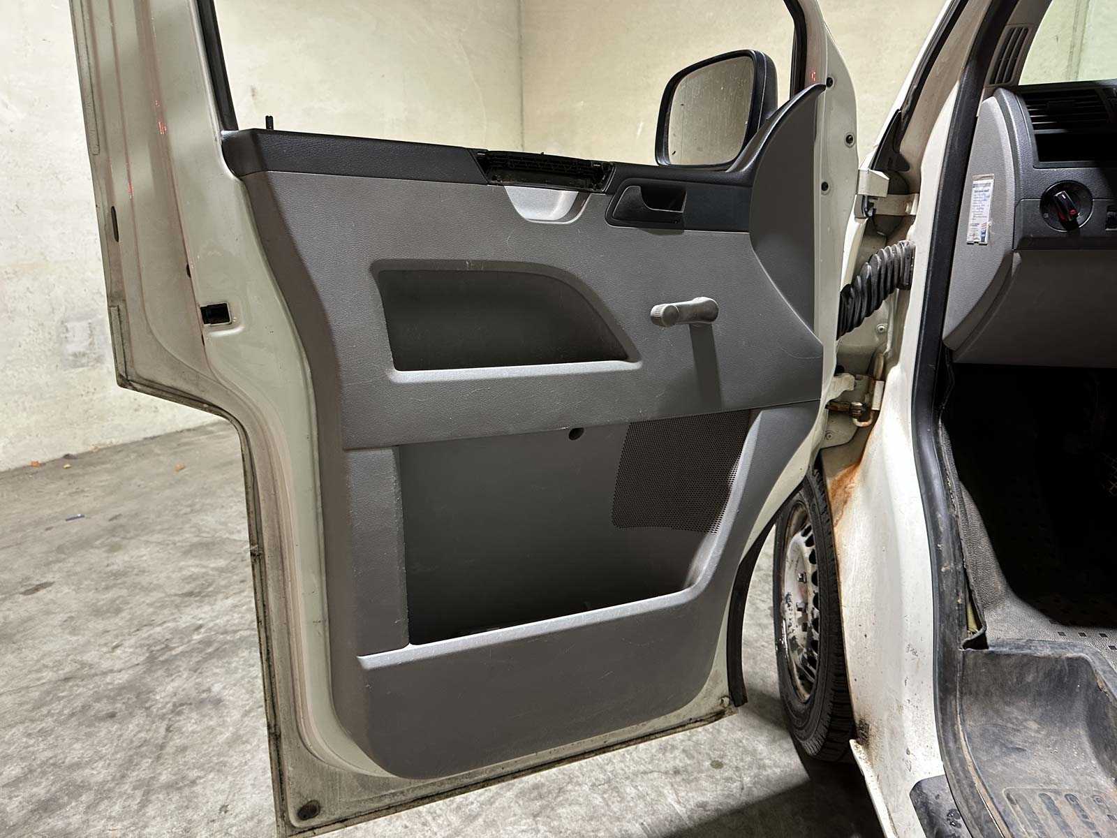 Volkswagen Transporter 1.9 TDI 300 103pk 2005, 54-BZ-GH