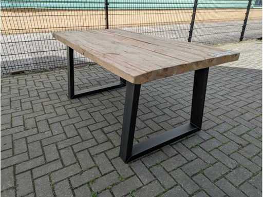 Garden Table Rustic Elm Wood 180 x 95 x 78cm. Metal trapezoid undercount