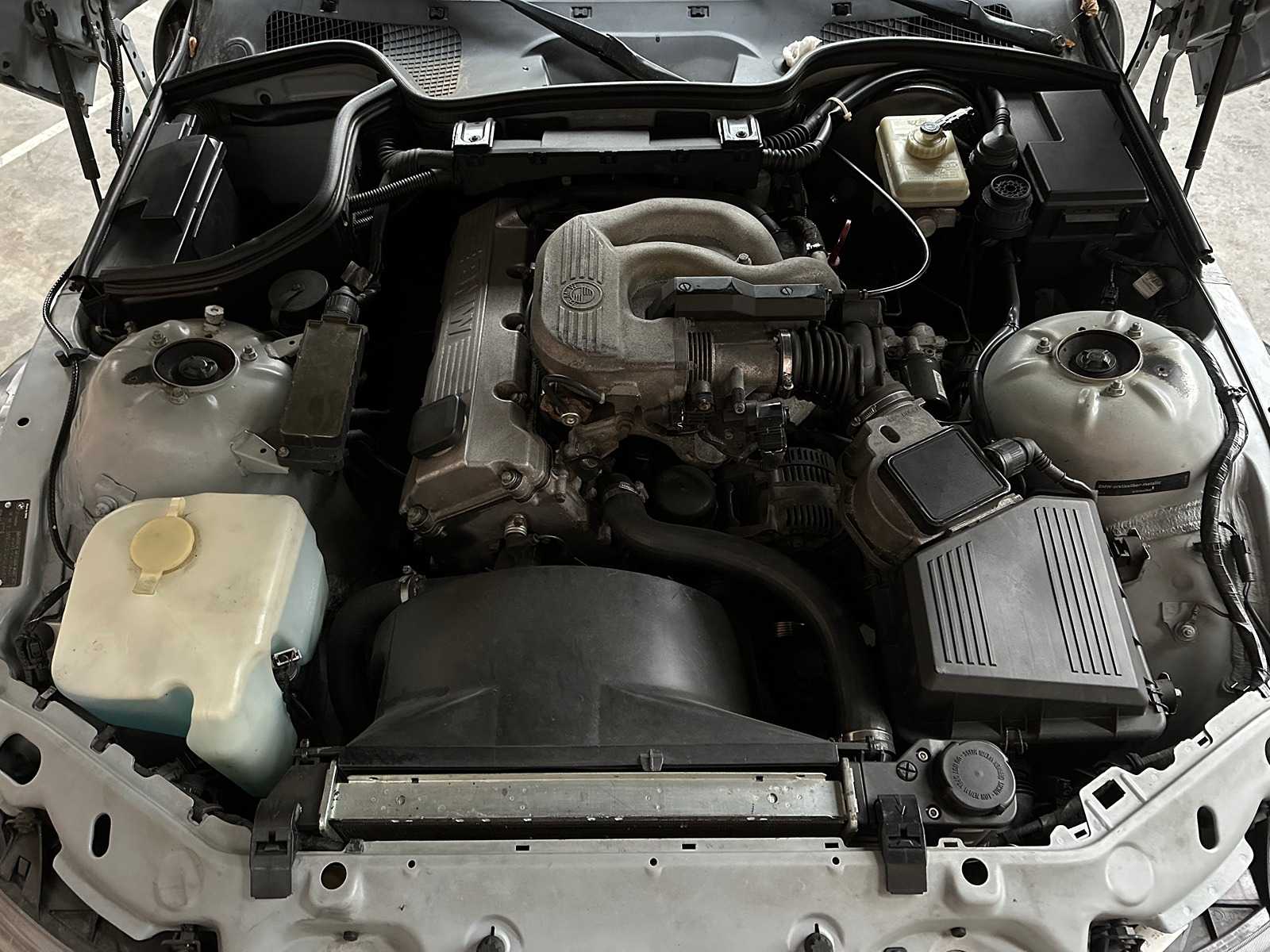 BMW Z3 Roadster 1.8 116pk 1996, 85-JJ-XJ