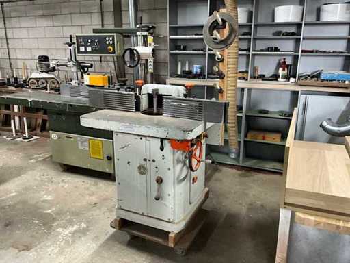Table milling machine