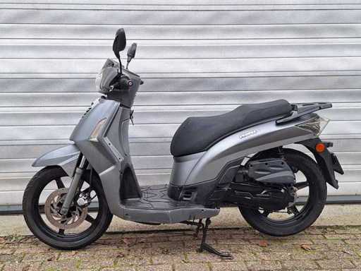 Kymco People S 45 km moped scooter 4 stroke