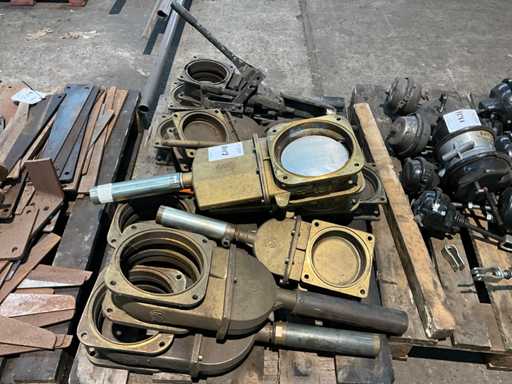 6” + 8” messing schuif afsluiters