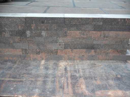 Blocchi a parete (circa 3584 pezzi)