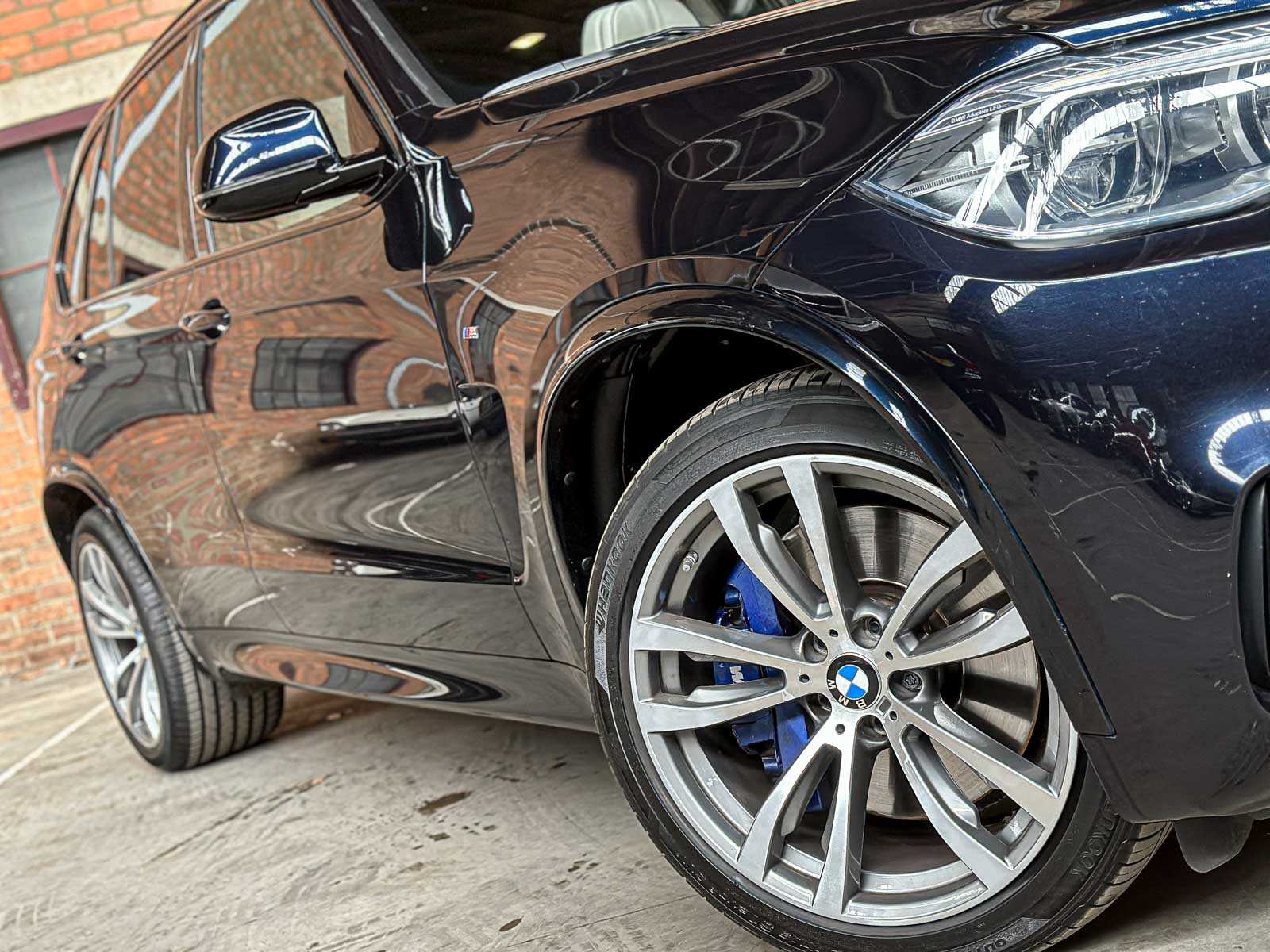 BMW X5 xDrive50i High Executive 4.4 V8 449pk 2016 (Origineel-NL), KP-686-H