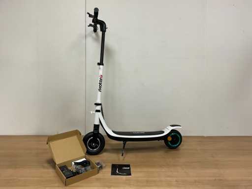 Scooter elettrico Skotero Curve