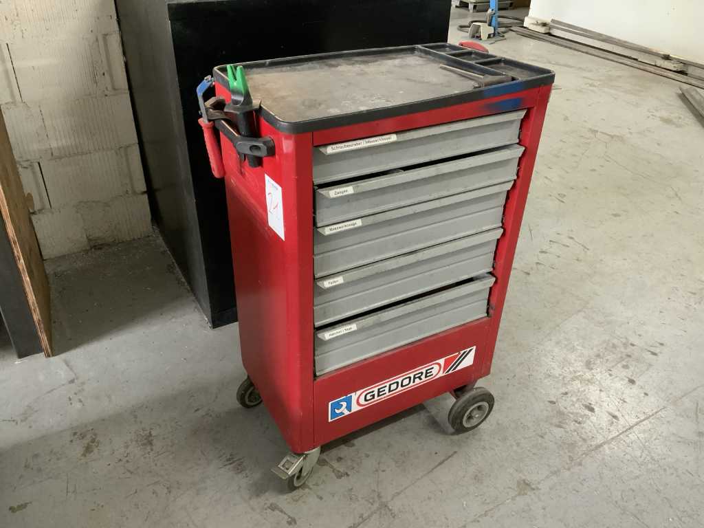 Born workshop trolley with contents