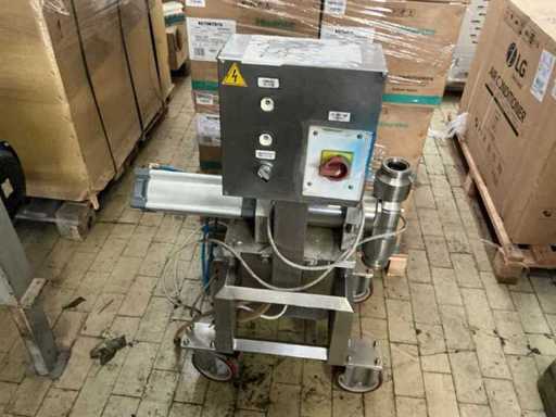 Dosing unit with positive displacement pump