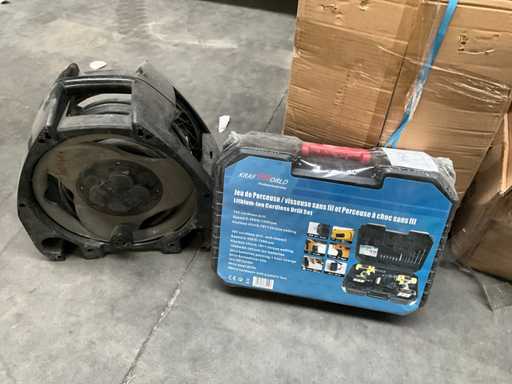 Kraftworld Schroefboormachines + verlengkabelhaspel