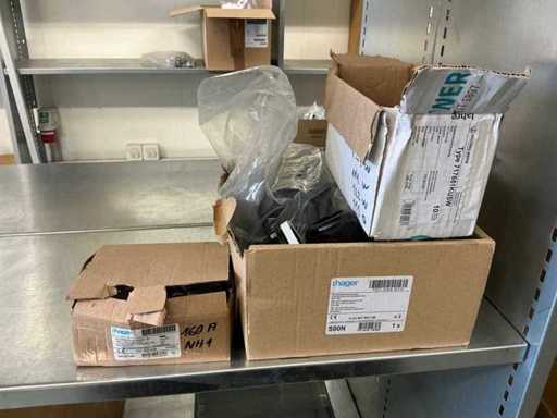 Materiale per installazioni elettriche / Scollegatori di interruttore Hager NH e accessori Walther
