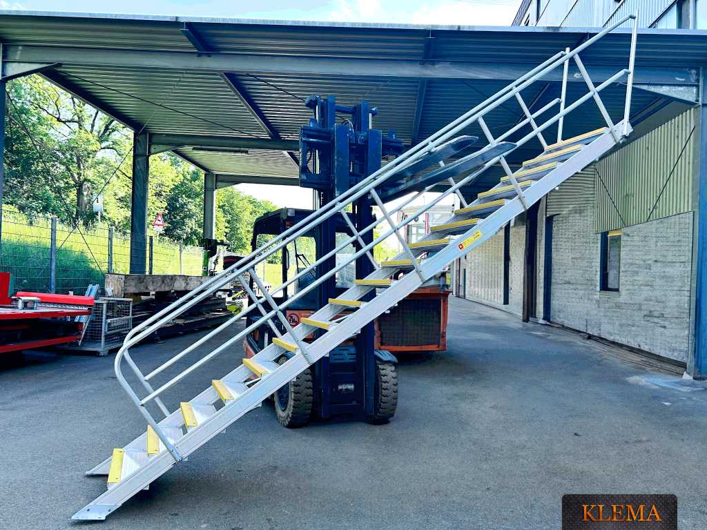 Zarges - Escalier de construction en aluminium avec 16 marches