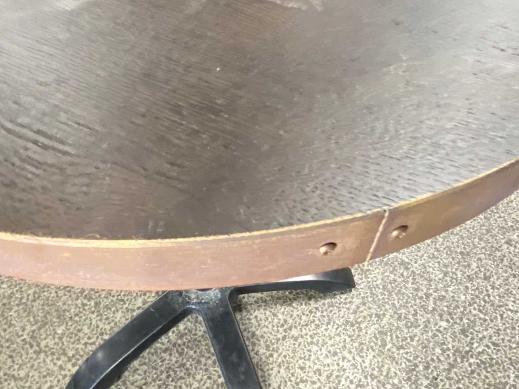 Satelita - w kształcie stożka z mosiężną krawędzią - Blat stołu