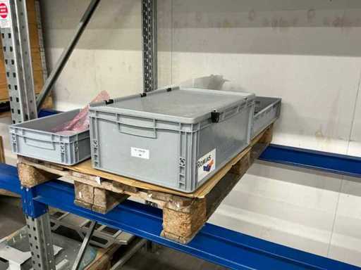 Diverse robotonderdelen