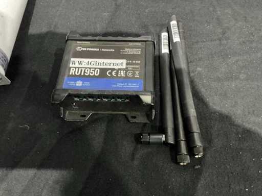 Teltonika RUT950 Wifi 4G router
