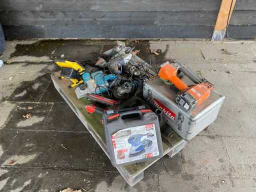 Charge verschiedener Maschinen