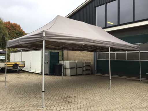 Tendone per feste 8x4