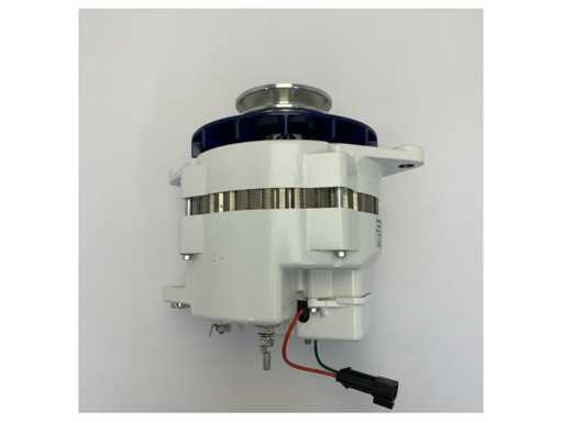 Alternator de mare capacitate Mastervolt Alpha 12V / 130A III cu regulator Alpha Pro