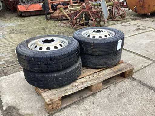 Pneu de voiture Hankook Vantra