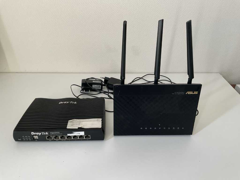 Router (2x)