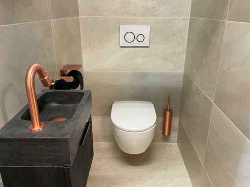 Toilet equipment