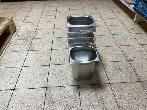 Saro 1/6 GN containers (5x)