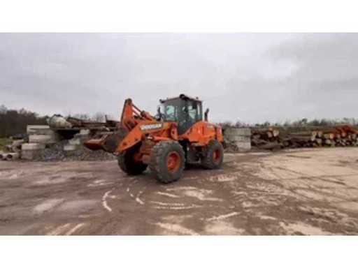 2ea54a8b-d518-4463-8122-1a84c738546d.mp4