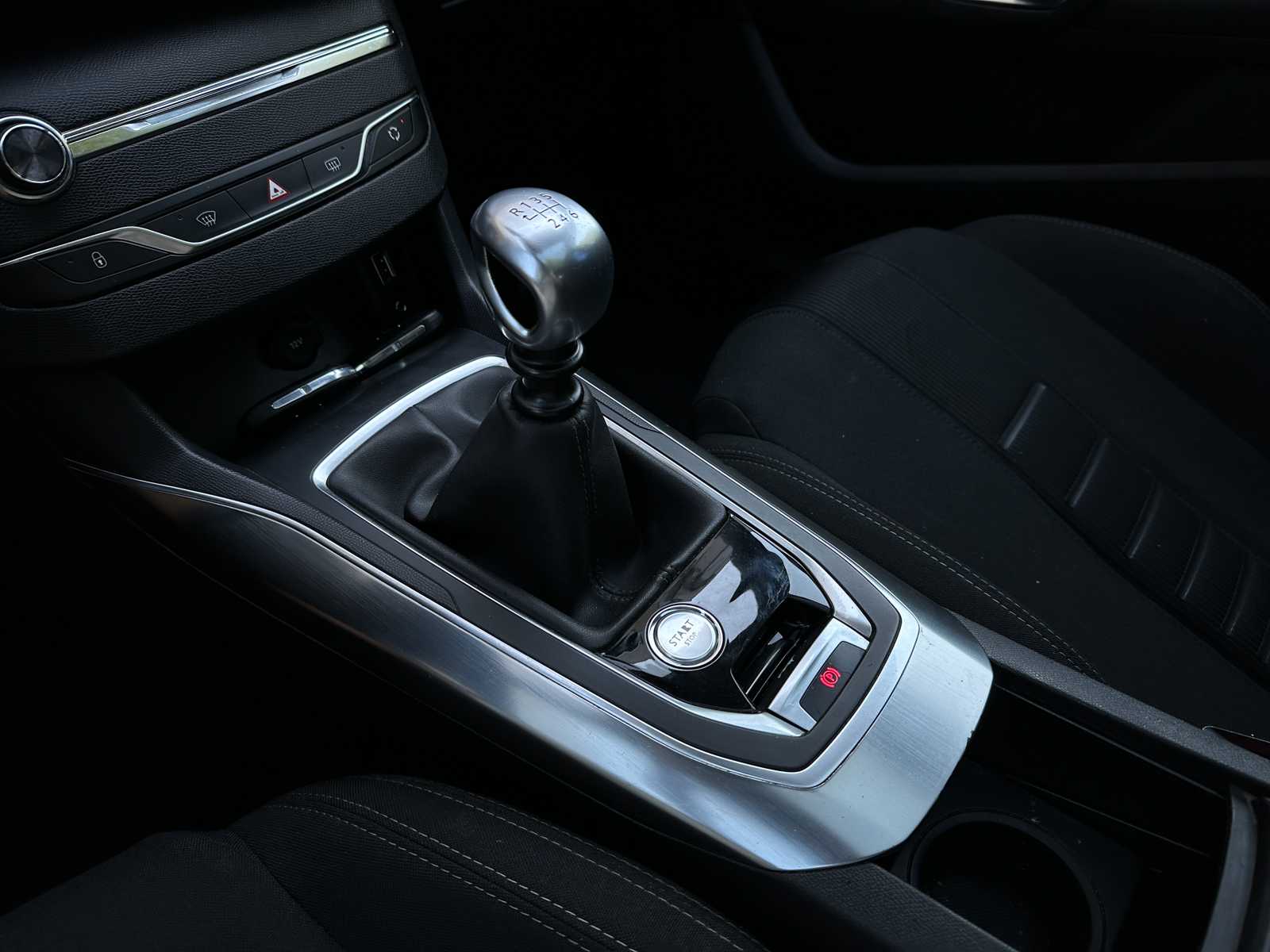Peugeot 308 1.6 THP Blue Lease Premium 154pk 2014, 3-TGR-06