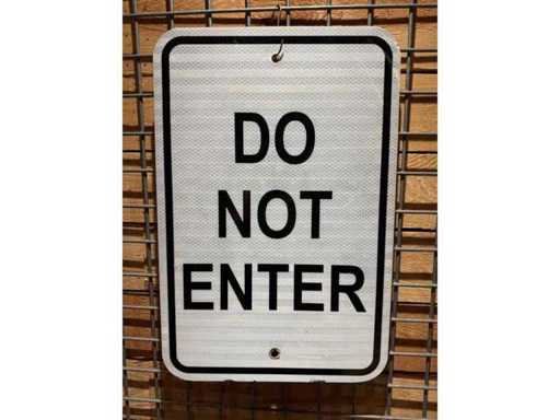 "Do not enter" road sign - Decorative object