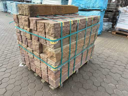 Blocchi da parete (circa 36 pezzi)