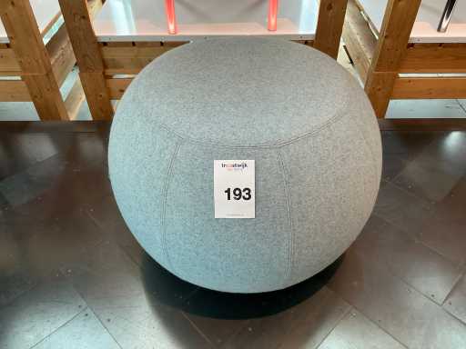 Lensvelt "i29 Hocker