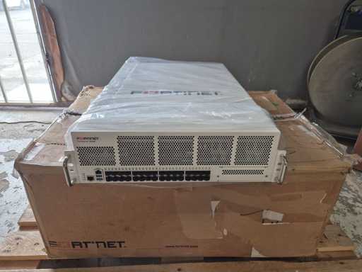 FORTINET - Model FCR-3600E FORTICARRIER-3600E - Netwerkbeveiligingssysteem