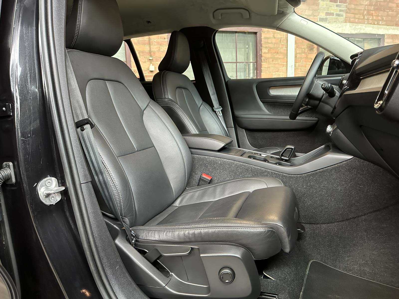 Volvo XC40 2.0 B3 Mild-Hybrid 163pk 2024